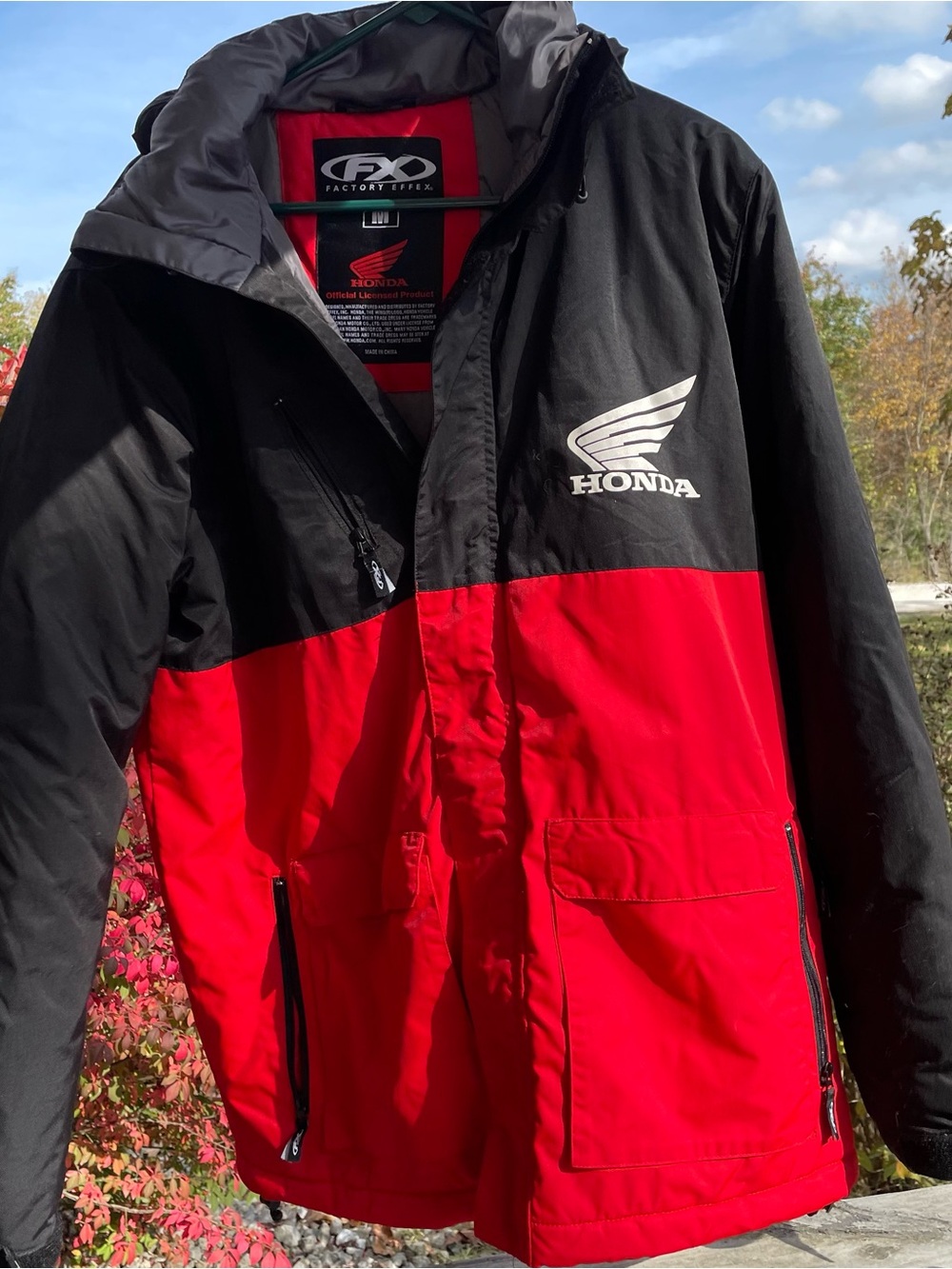 Honda official licensed Men's Black and Red Waterproof Raincoat lots of pockets